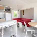 De Uitwijk Kamp alanı De Heen
